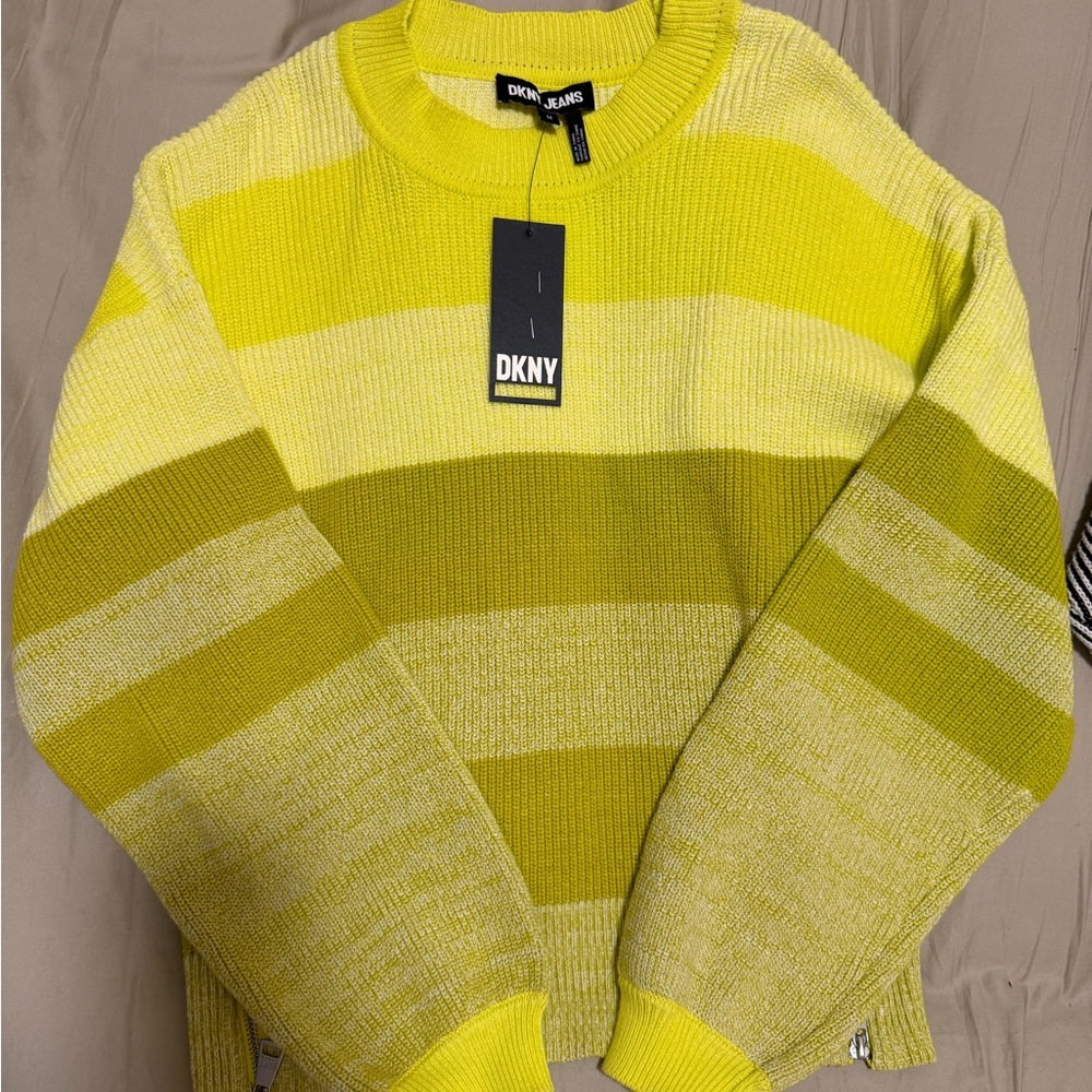 DKNY Jeans Neon Green Knit Sweater (Pullover)